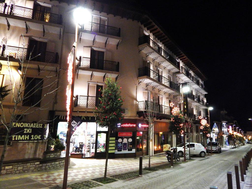 Hotel Elvetia Карпенисион Экстерьер фото