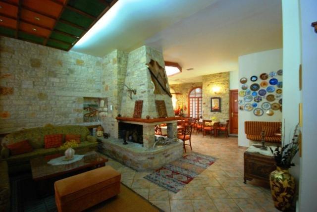 Hotel Elvetia Карпенисион Экстерьер фото