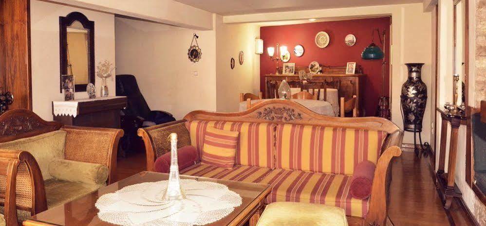 Hotel Elvetia Карпенисион Экстерьер фото